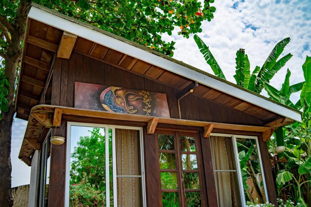 Kokrobite Gardens Restaurant And Guest House Luaran gambar