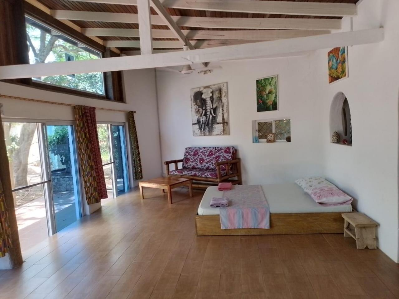 Kokrobite Gardens Restaurant And Guest House Luaran gambar